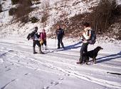 Salita al Rifugio Gherardi su un percorso già ben innevato il 27 novembre 2010 - FOTOGALLERY